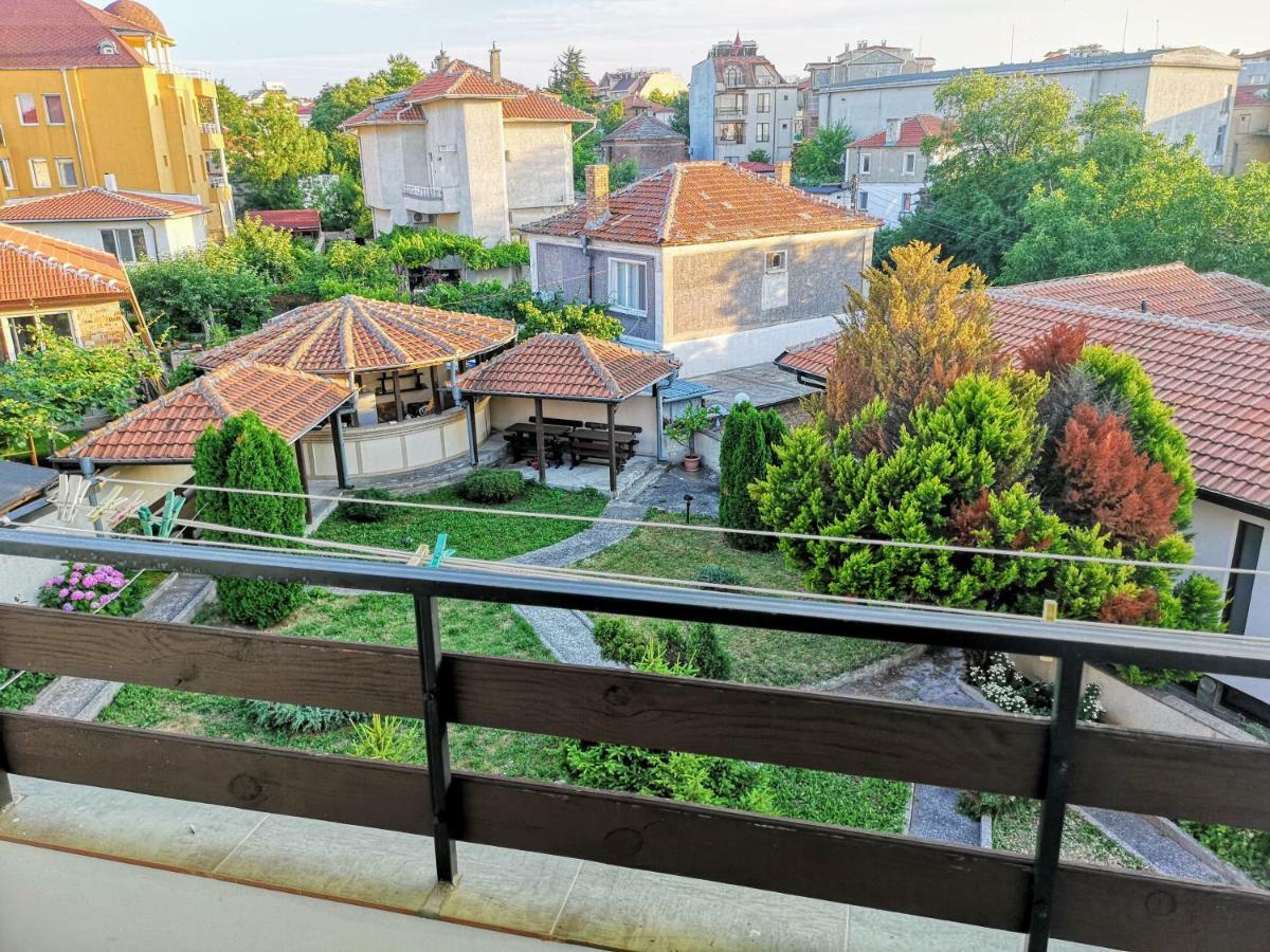 Guestrooms Stoyanovi Chernomorets Luaran gambar