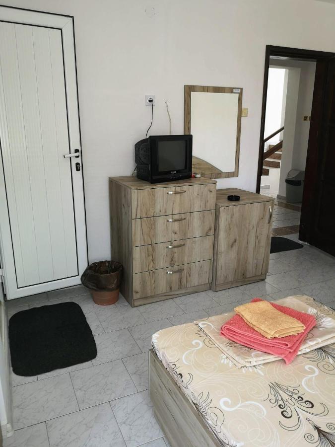 Guestrooms Stoyanovi Chernomorets Luaran gambar