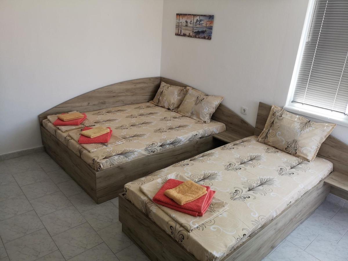 Guestrooms Stoyanovi Chernomorets Luaran gambar