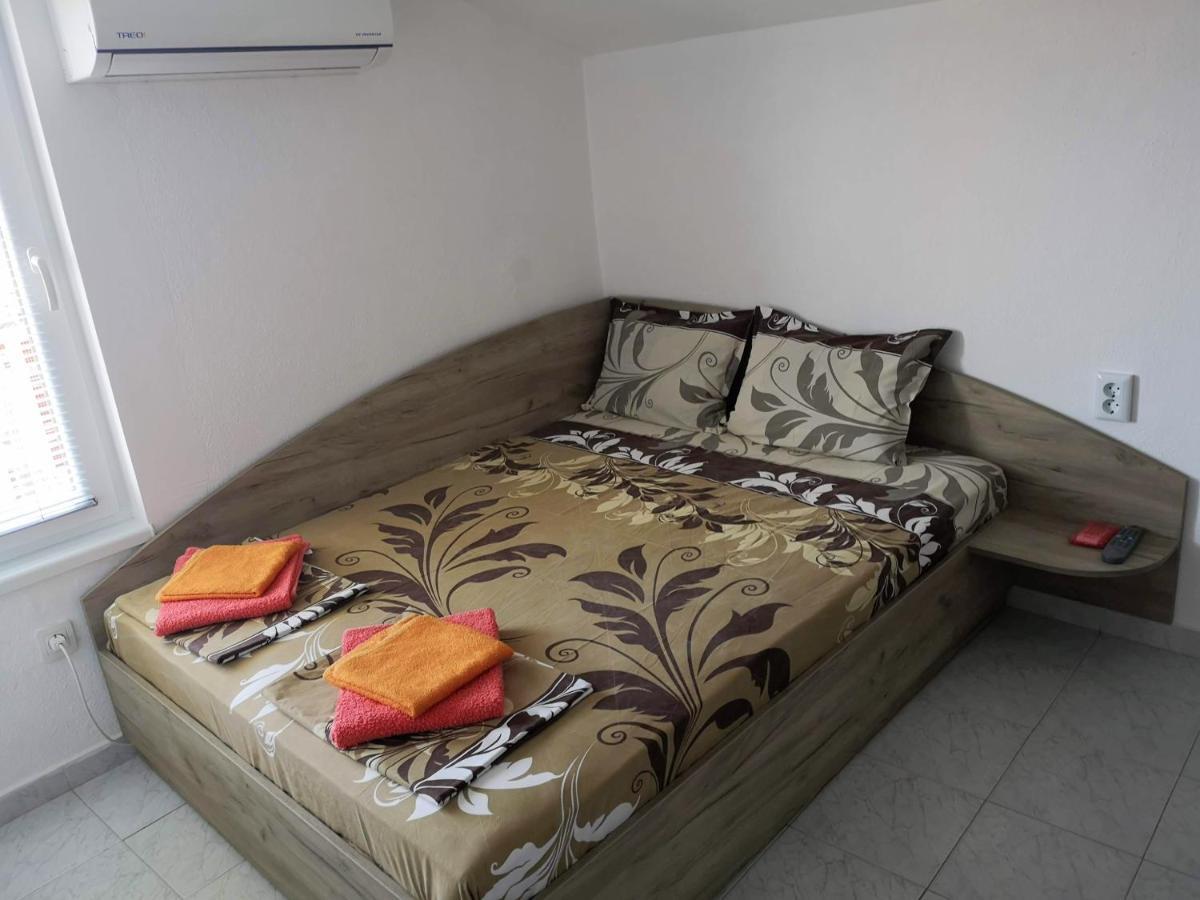 Guestrooms Stoyanovi Chernomorets Luaran gambar