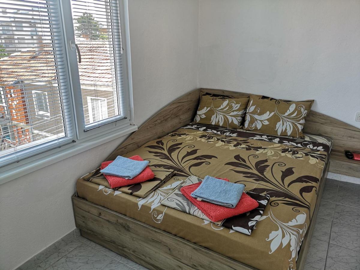 Guestrooms Stoyanovi Chernomorets Luaran gambar