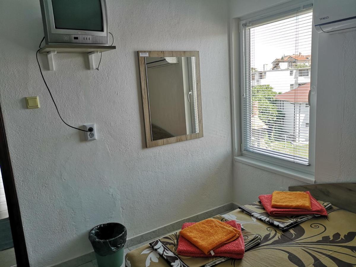 Guestrooms Stoyanovi Chernomorets Luaran gambar