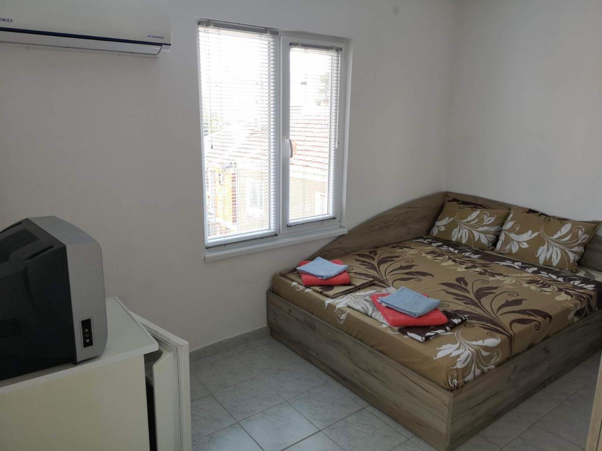 Guestrooms Stoyanovi Chernomorets Luaran gambar