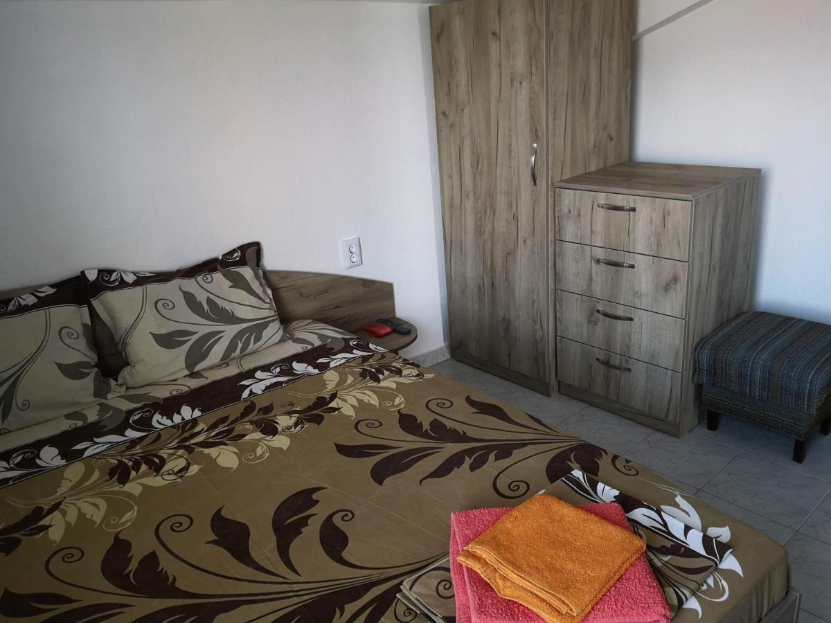 Guestrooms Stoyanovi Chernomorets Luaran gambar